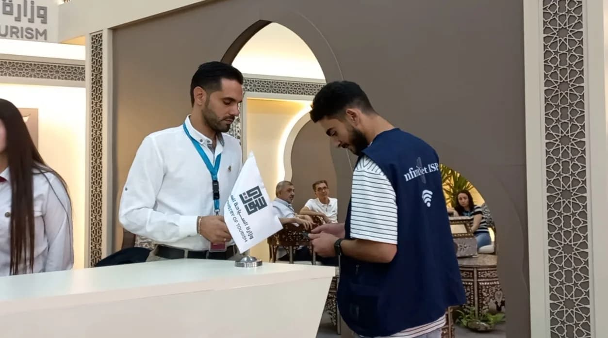 فريق إنفيني نت في الموقع